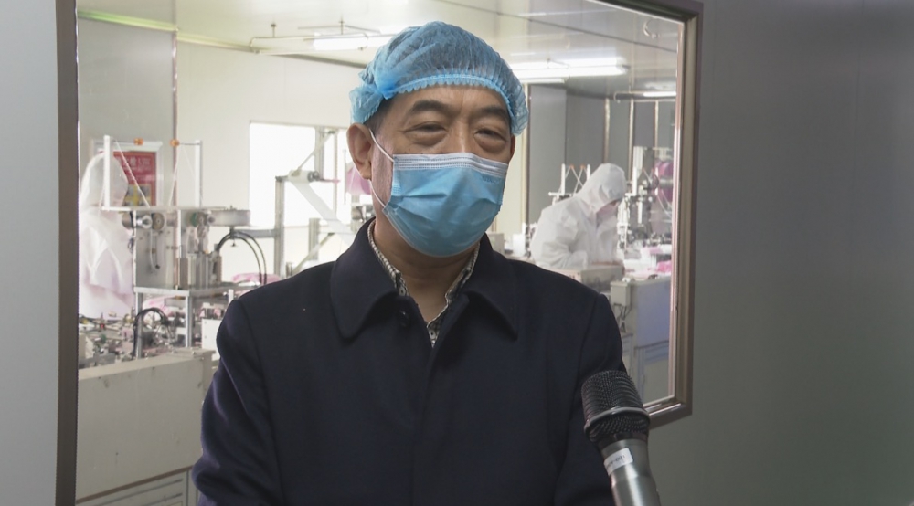 鄭州市醫(yī)用口罩日產能達230萬只。疫情就是命令，防控就是責任。